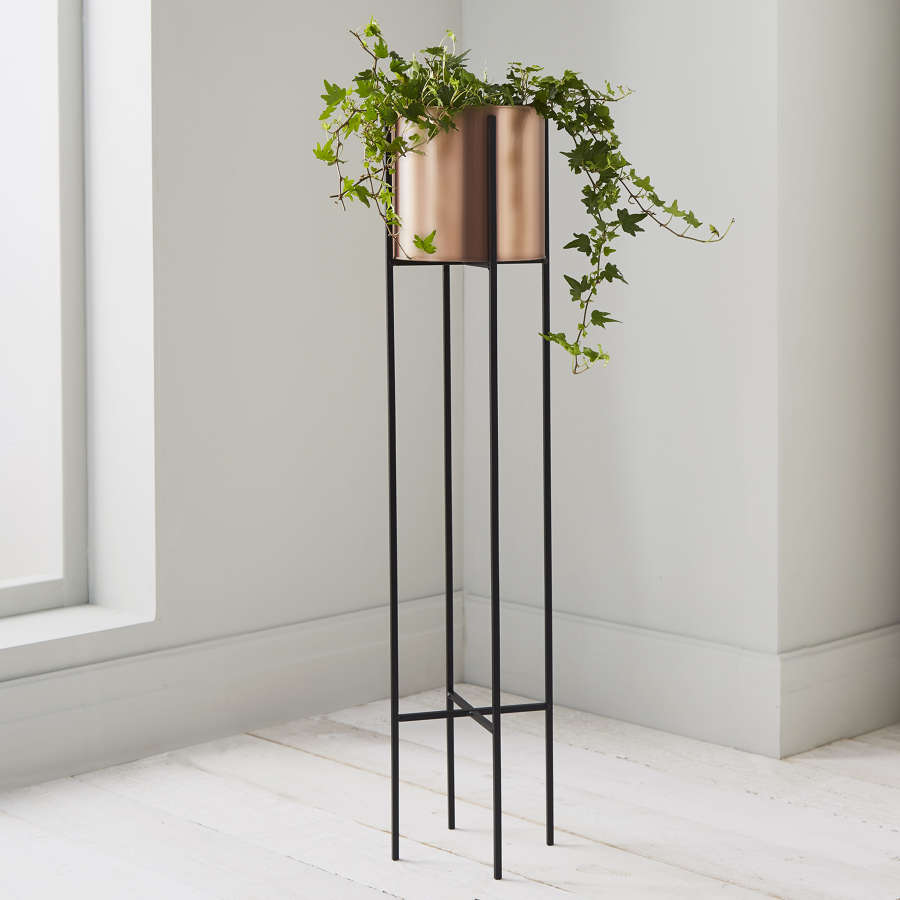 Plant stands and planters