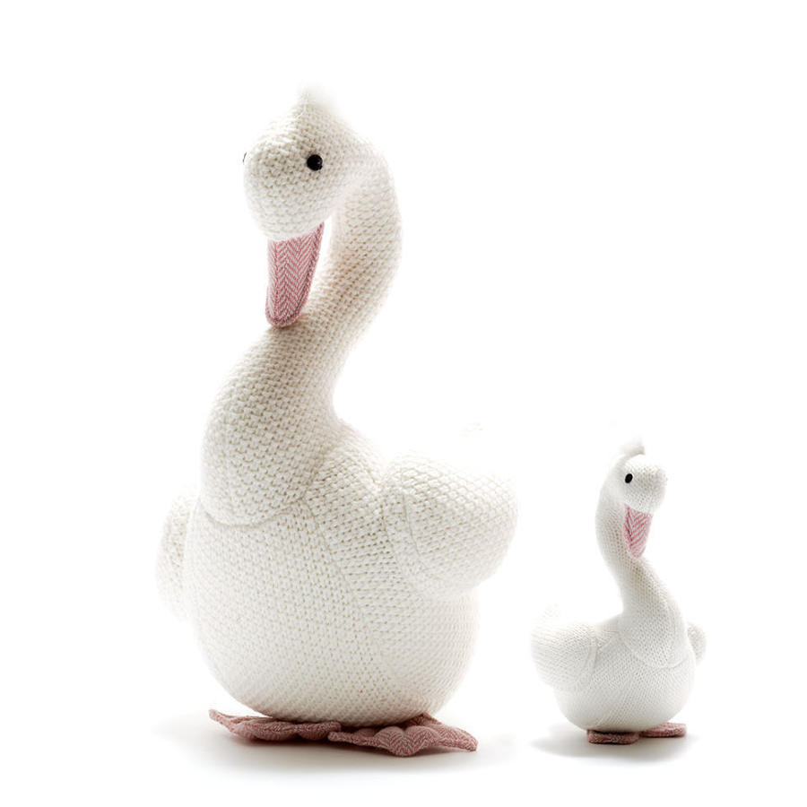 White knitted swan soft toy