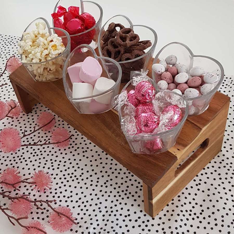 Snacking station – natural wood stand with heart shape glass cones