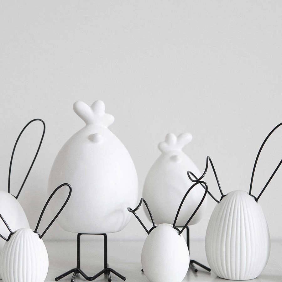 Small white ceramic Easter hen
