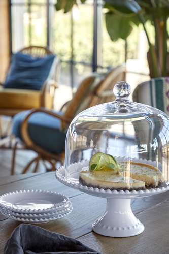 Pearl white cake stand